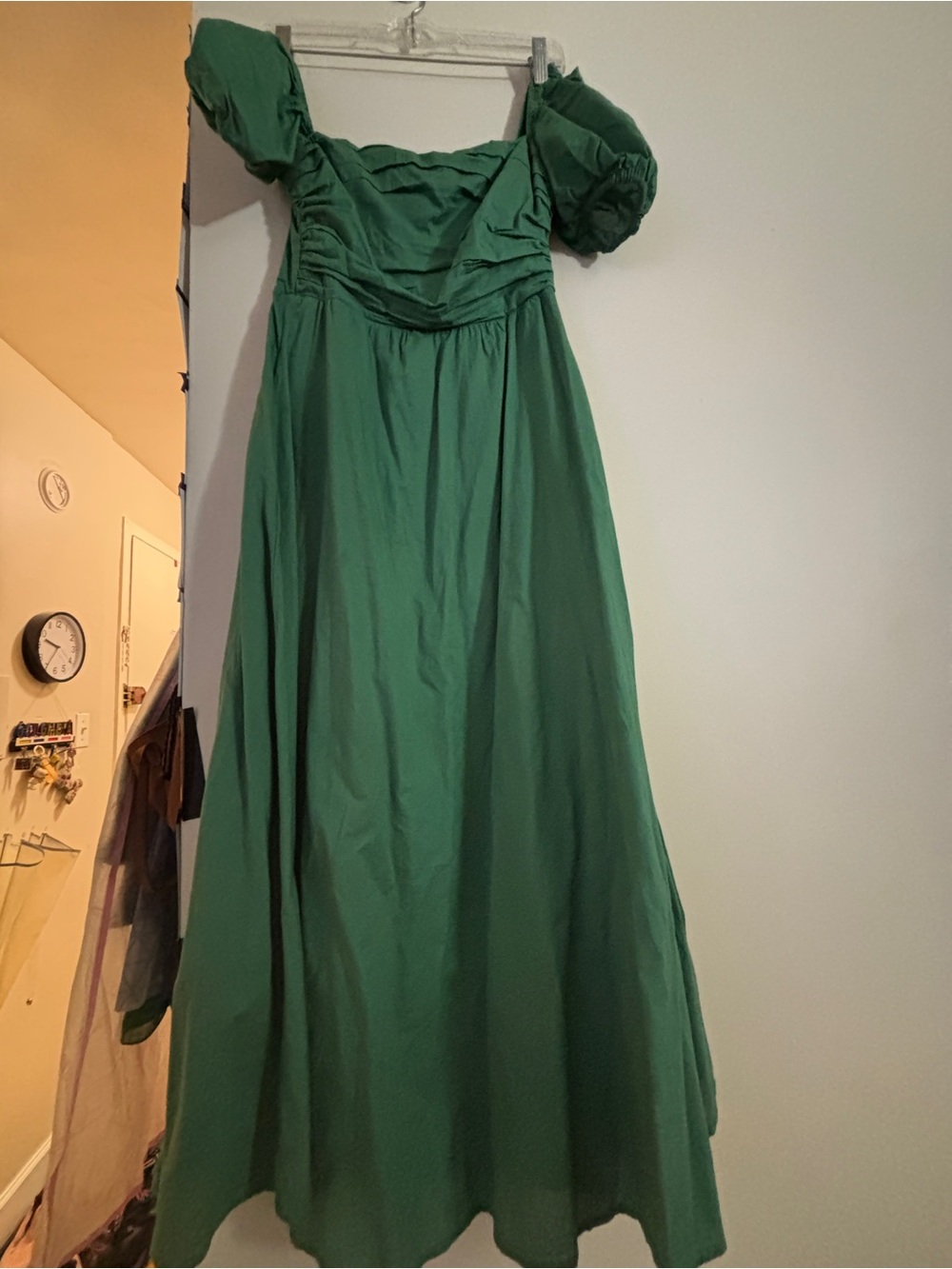 Emerald Green Puff-Sleeve Maxi Dress